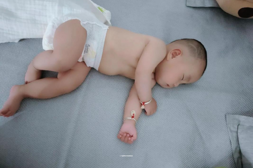 张家口宝宝口水多怎么回事